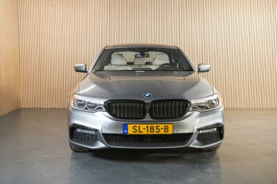 BMW-5 Serie-2